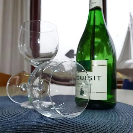 Buschsand Lee Comfortable *